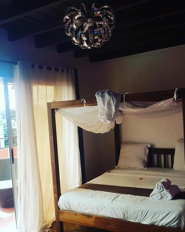 Hotel La Casa Di Luna Antananarywa Zewnętrze zdjęcie