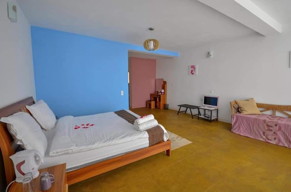 Hotel La Casa Di Luna Antananarywa Zewnętrze zdjęcie